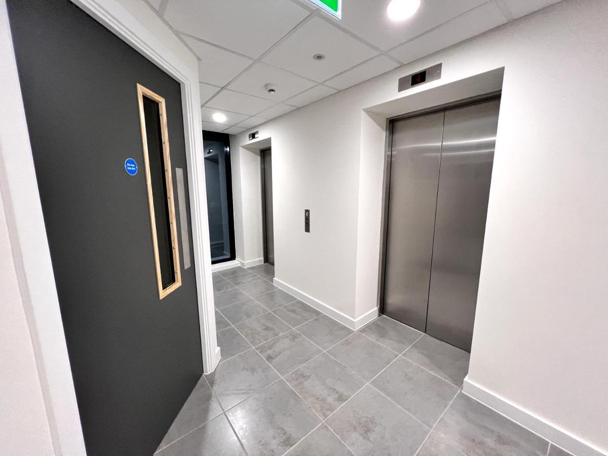 Affordable Apartments In Manchester City Centre Close To Trafford Oda fotoğraf